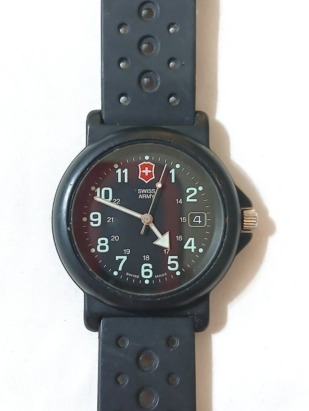 Victorinox Swiss Army Renegade 24228 Black Quartz Watch Lume Rubber Strap Untest